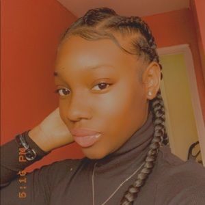 Meet your Posher, Janica